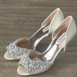 Badgley Mischka Ivory Embellished Heels